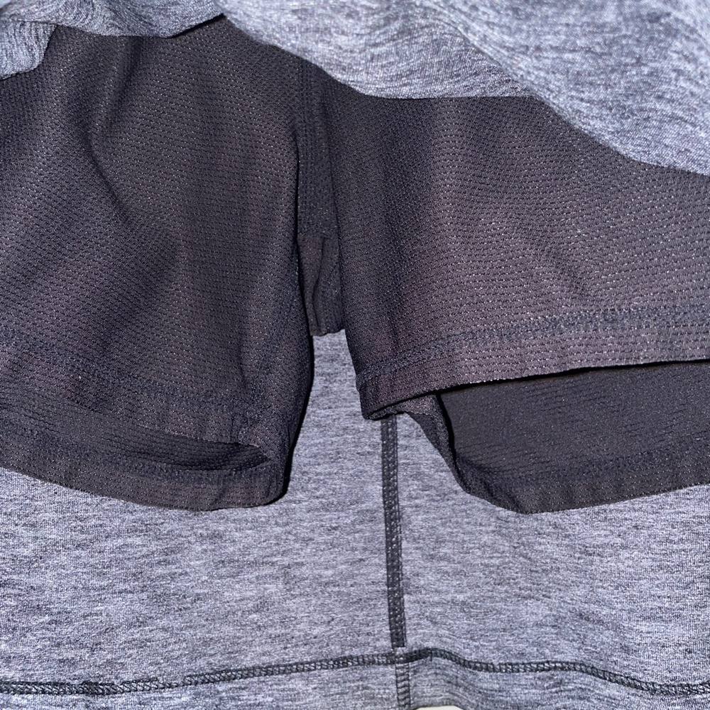 EUC Athleta Excursion Skort Grey Athleisure Activewear Size Small - Picture 5 of 9